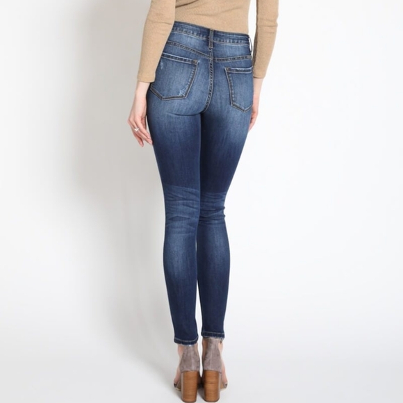 KanCan Women's 24 High Rise Button Fly Distressed Super Skinny Jean Dark Wash - Picture 9 of 10